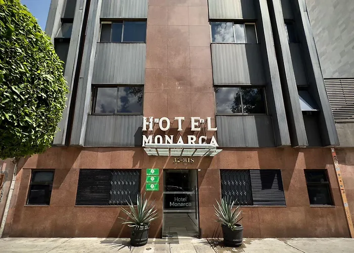Monarca Hotel