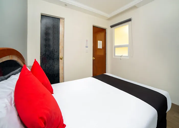 Hotel Monarca 3*